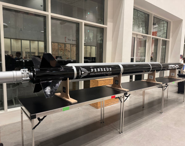 Prototype de tracker de fusée autonome pour le programme PERSEUS